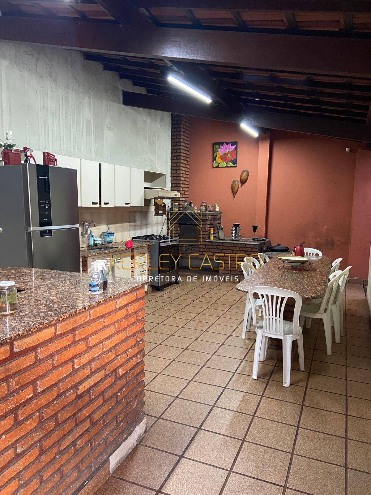 VENDO ÓTIMA CASA NO N.S. CARMO 